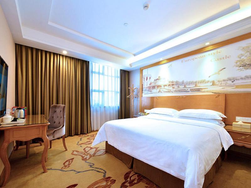 Vienna Classic Hotel Shenzhen Bantian Wuhe Avenue Extérieur photo